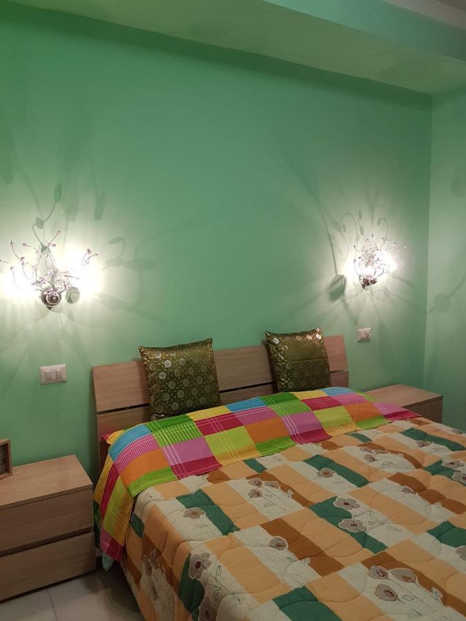 B&B La Casetta Di Lilly Amelia Buitenkant foto